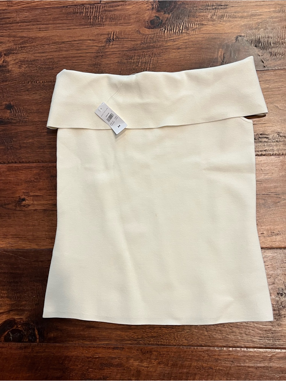 ANN TAYLOR. CREAMY WHITE COTTON KNIT BOAT NECK PULLOVER TOP. MEDIUM. NEW/TAGS.